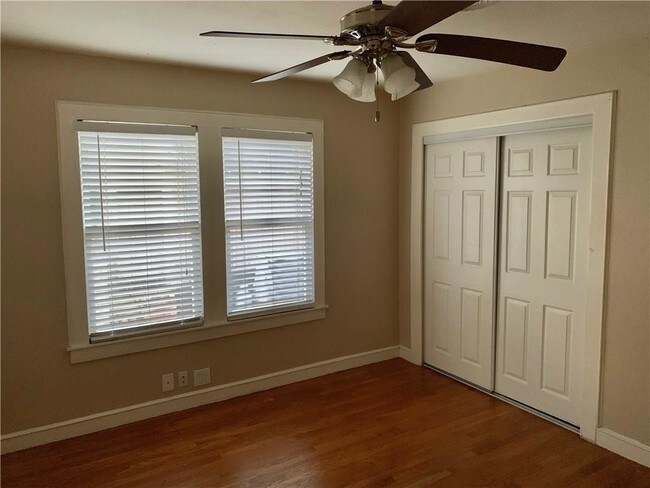 Foto del edificio - 919 S Franklin St