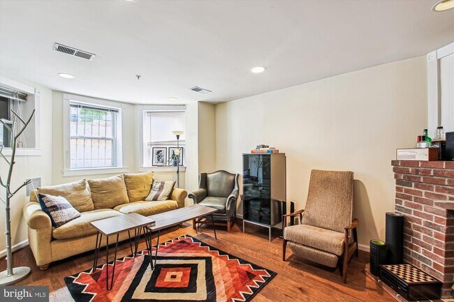 Foto del edificio - 1325 Fairmont St NW