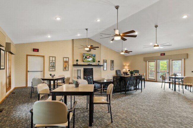 Foto del edificio - One Bedroom Classic Style Apartment on the...