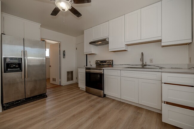 Foto del edificio - 1103 Crescent Ln
