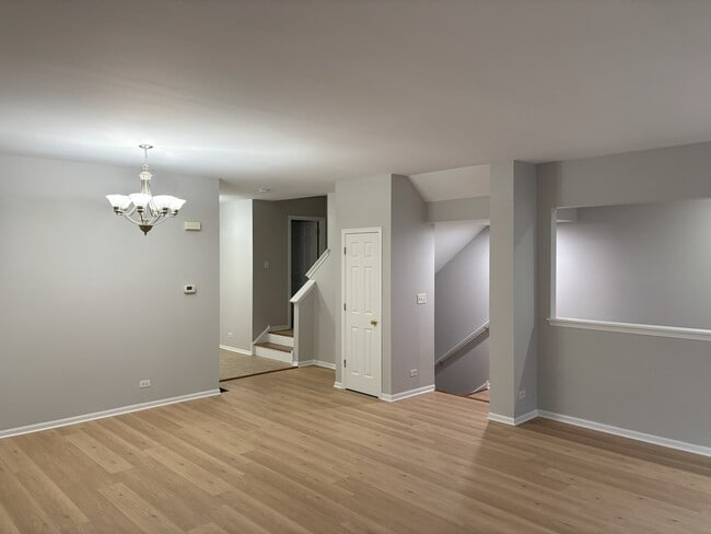 Building Photo - 3381 Kentshire Cir