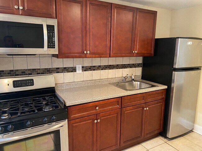 Foto del edificio - 2619 W Silver St