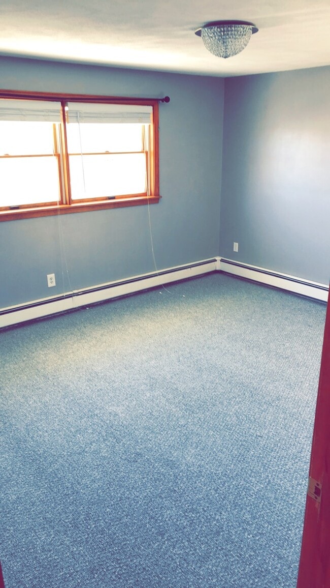 Foto del edificio - 5 Rose Ln