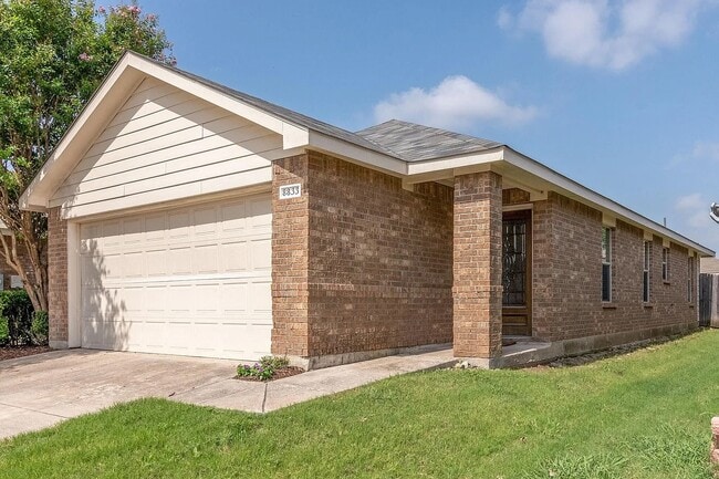 Building Photo - 8833 Quarry Ridge Trl