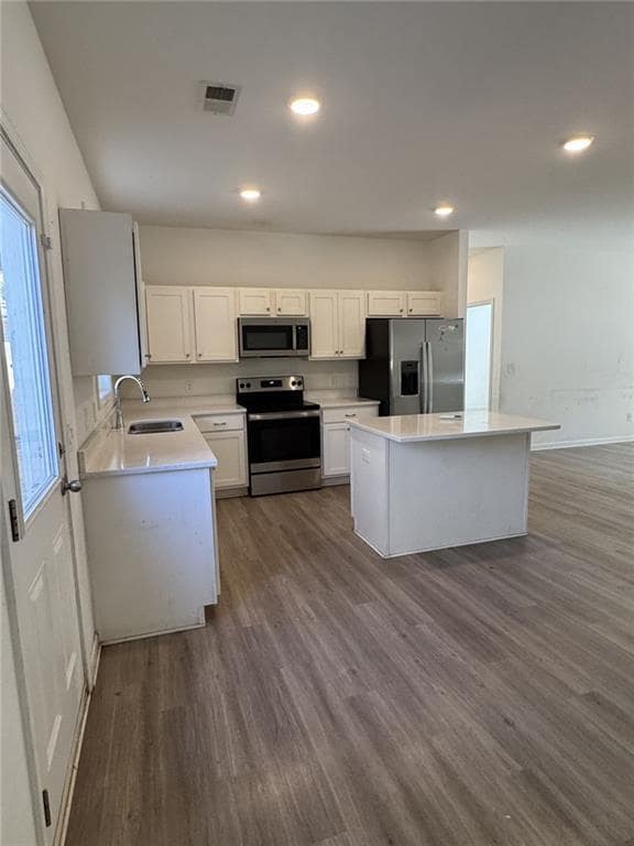 Building Photo - 1151 Pontiac Cir