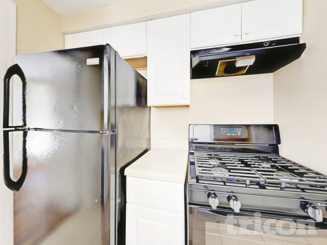 Foto del edificio - 8840 55th Wy N