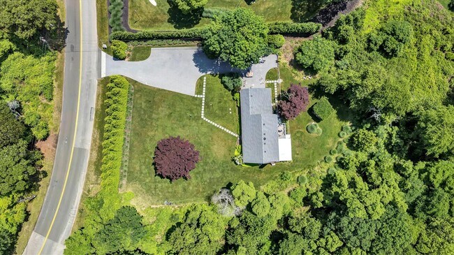 Foto del edificio - 101 Sebonac Inlet Rd