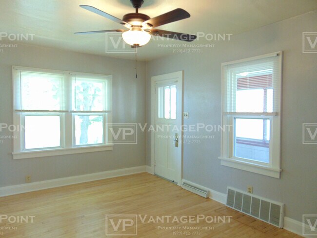 Building Photo - 834 Harrison St