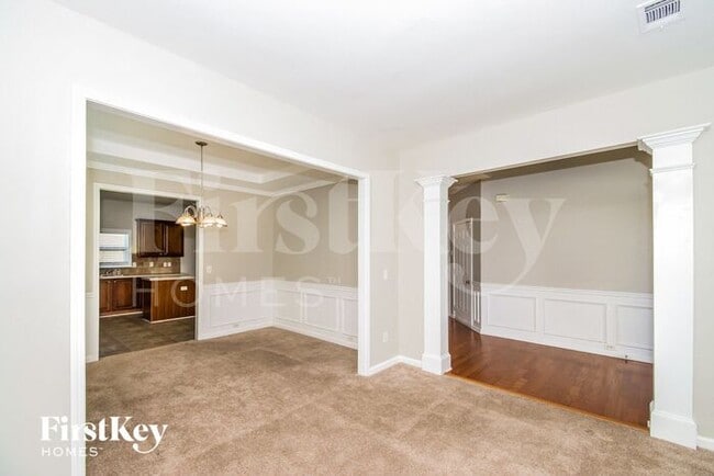Building Photo - 7302 Basalt Dr