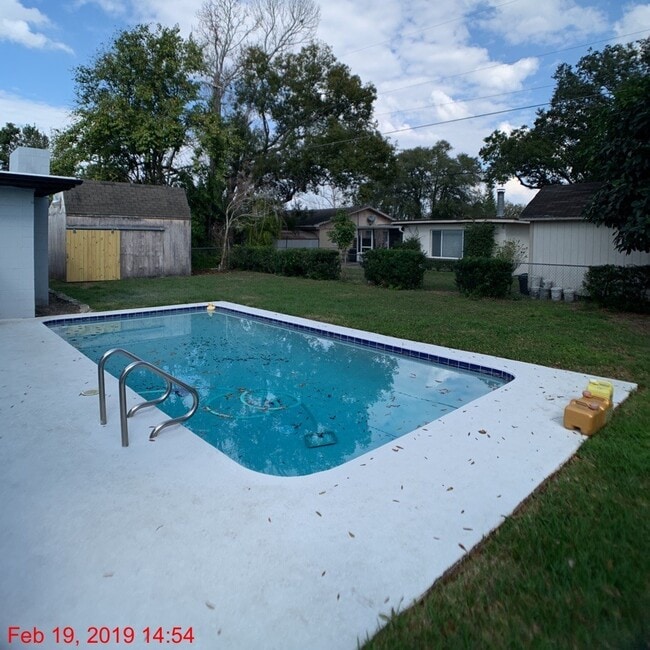 Foto del edificio - Charming 3 Bedroom 1.5 Bathroom POOL Home in Orlando!!