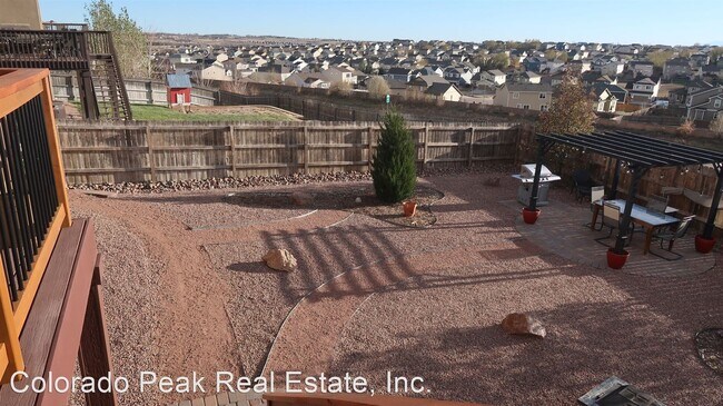 Building Photo - 4 br, 3 bath House - 7874 Pinfeather Dr