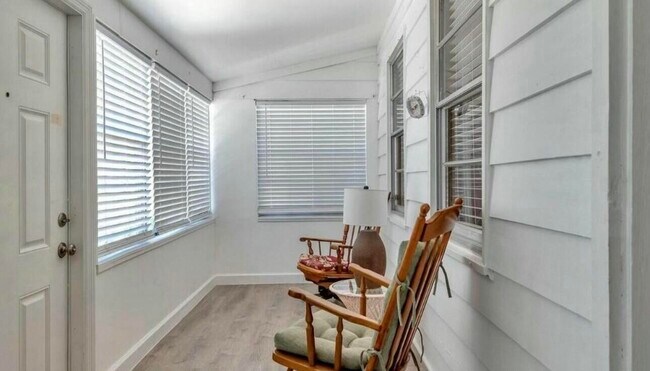 Foto del edificio - 1123 Oak St