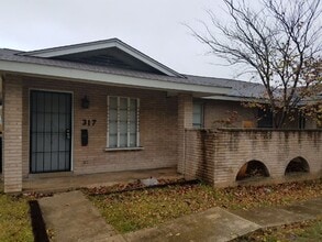 Building Photo - 317 Babcock Rd