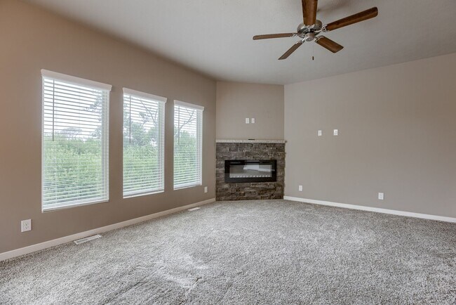 Foto del edificio - Gorgeous 3 Bedroom In Papillion!!