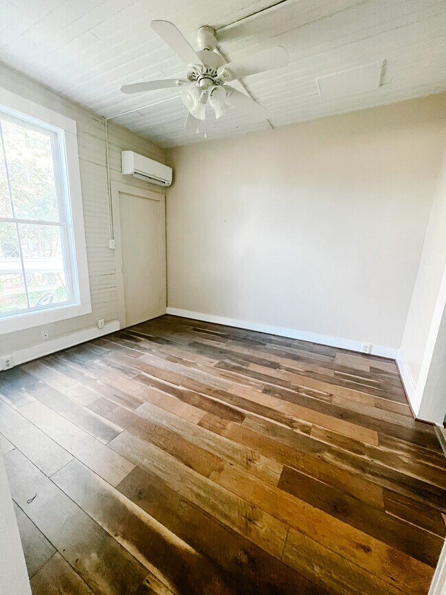 Bedroom - 101 Watling St