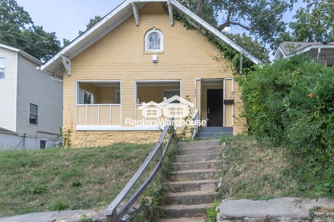 Building Photo - 1526 E 50th St
