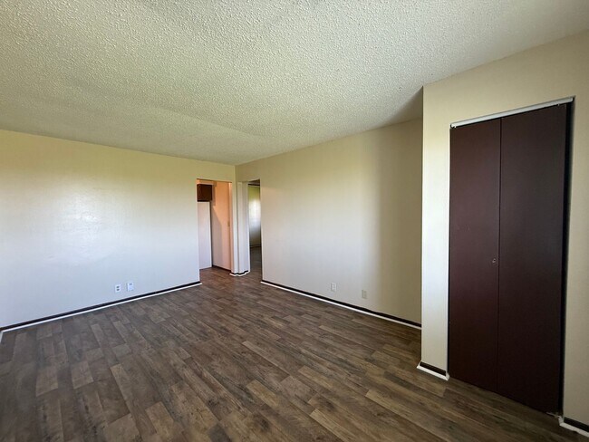 Foto del edificio - 371 Southland Dr