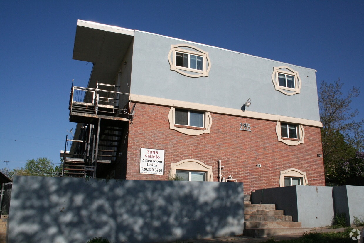 Primary Photo - Highline 2955