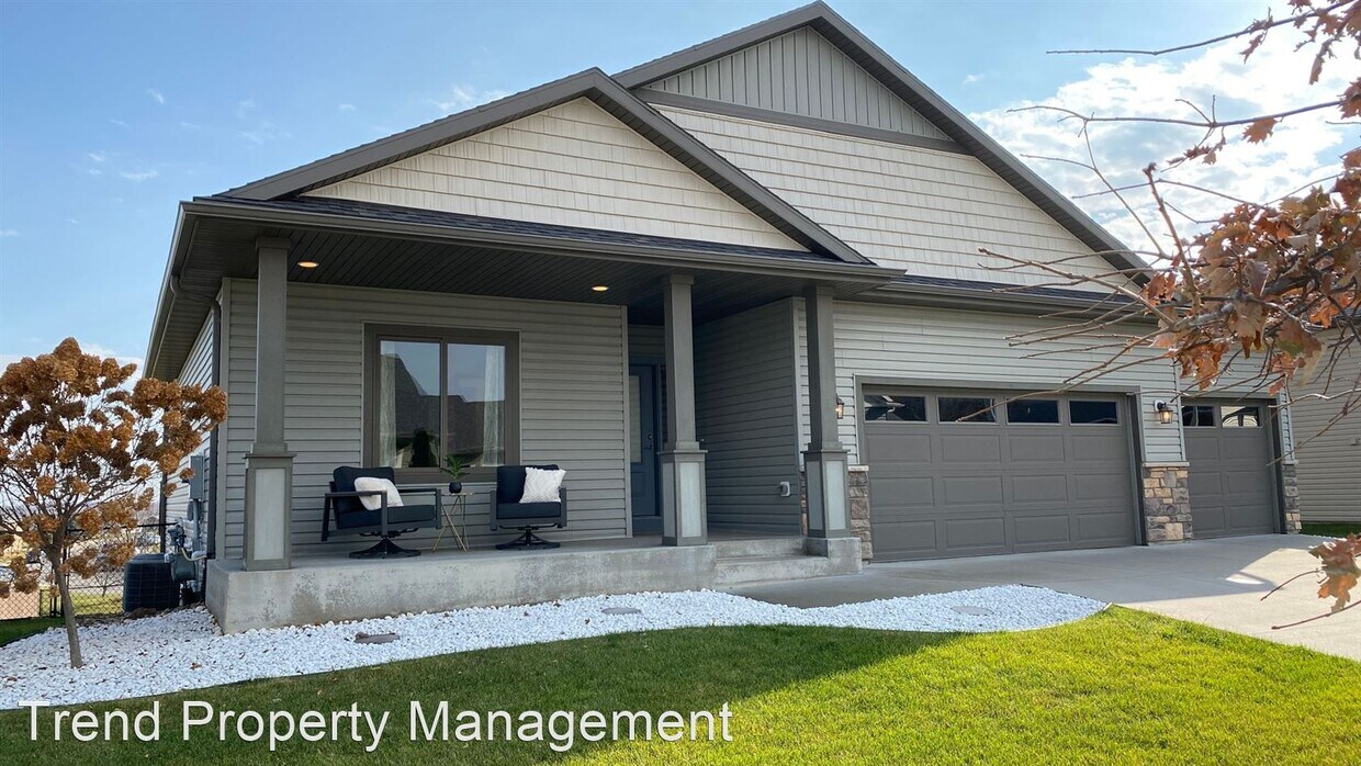 Foto principal - 4 br, 3 bath House - 5614 Prosper Ave NW