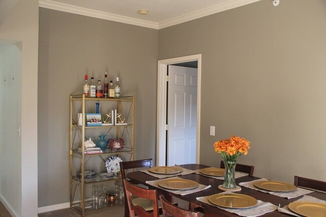 Building Photo - 7483 S Quail Cir