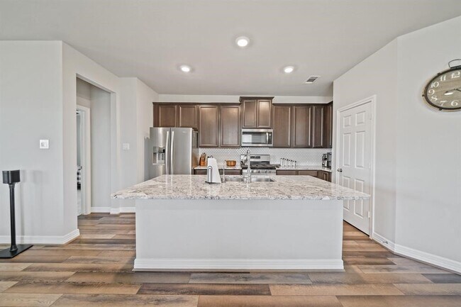 Foto del edificio - 2210 Islawild Wy