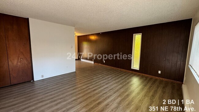 Foto del edificio - 351 NE 78th Ave