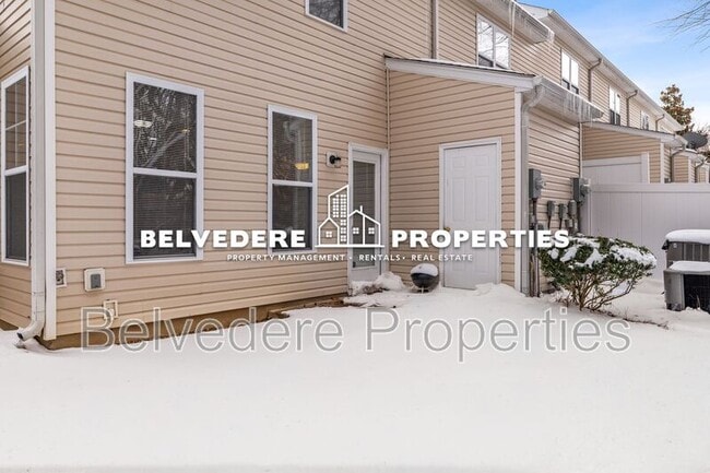 Building Photo - 2 Cobble Ln