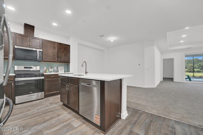 Building Photo - 8928 Parrot Pl