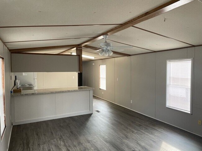Building Photo - 3 Bed 2 Bath Haughton Home