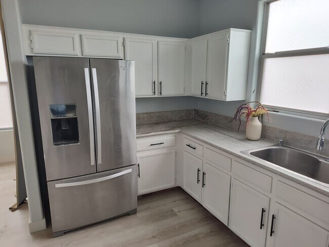 Foto del edificio - Washington/Rancho 4 bed, 2.5 bath