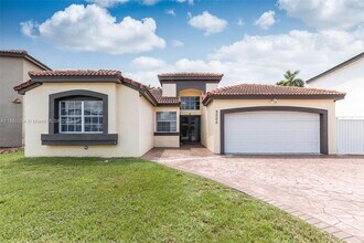 Building Photo - 9765 SW 155th Ct