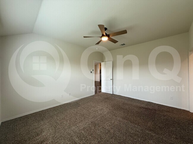 Building Photo - 3060 Stratford Wy