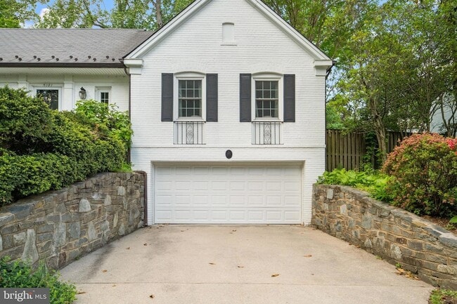 Building Photo - 5121 Baltan Rd