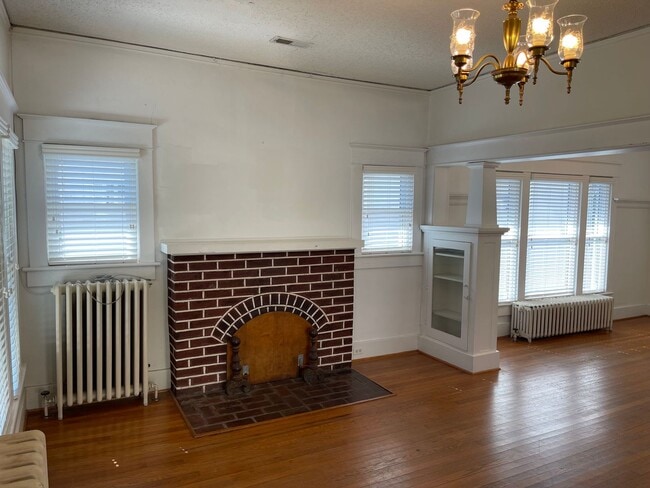 Building Photo - Single Family Home in Riverpoint