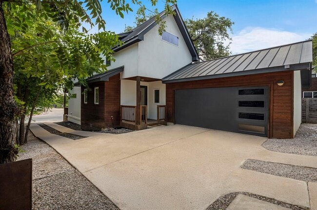 Foto del edificio - 2812 Oak Springs Dr