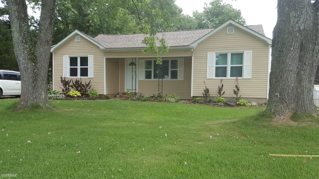 Primary Photo - 501 Cedar Creek Rd