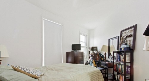 Foto del edificio - 106 7th Ave