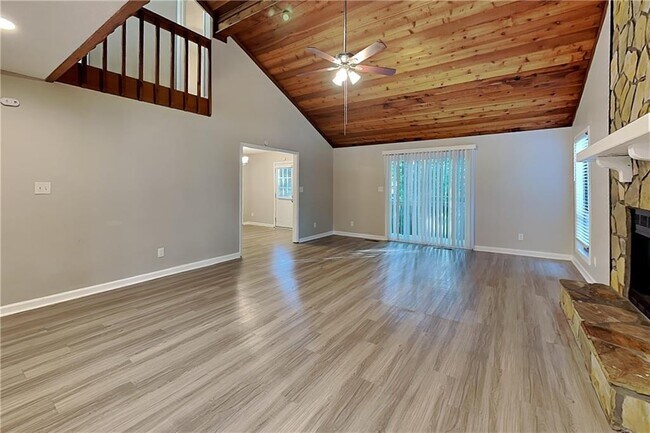 Foto del edificio - 95 Pine Ferry Dr NW