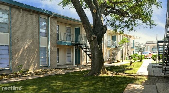 Foto principal - 3635 Shaver St