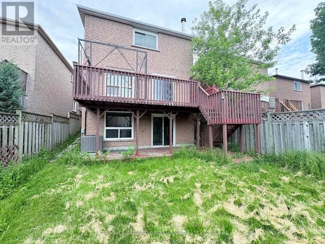 Building Photo - 47 Hewitt Crescent