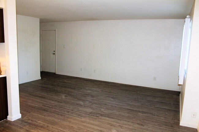 Foto del edificio - Studio Located in Monaco South Scottsdale Condominiums