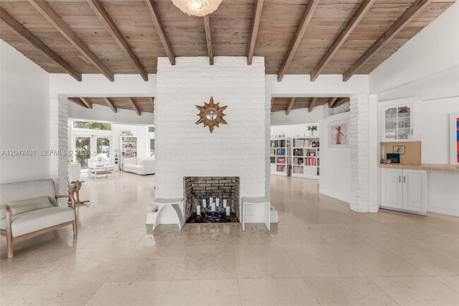 Foto del edificio - 7924 SW 50th Ct