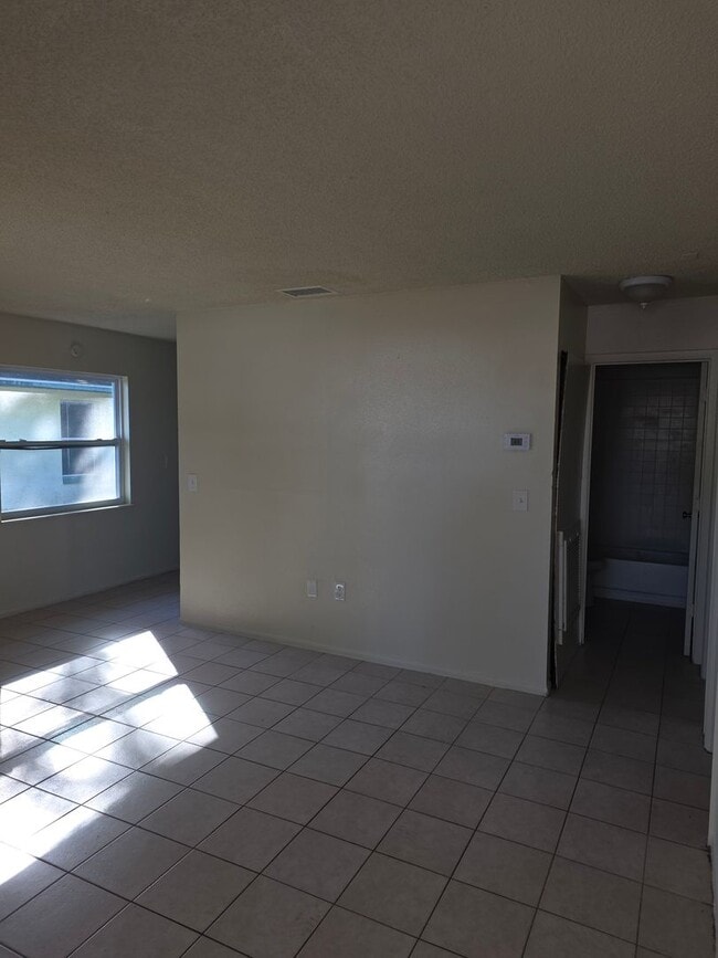 Photo - 3/2 DUPLEX House