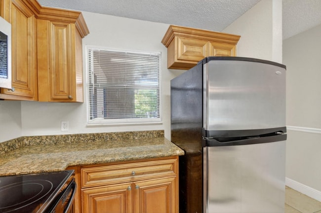 Foto del edificio - 1701 Balfour Point Dr