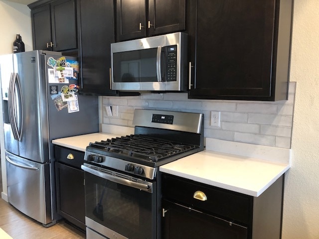 Building Photo - 2816 S Fox Ct