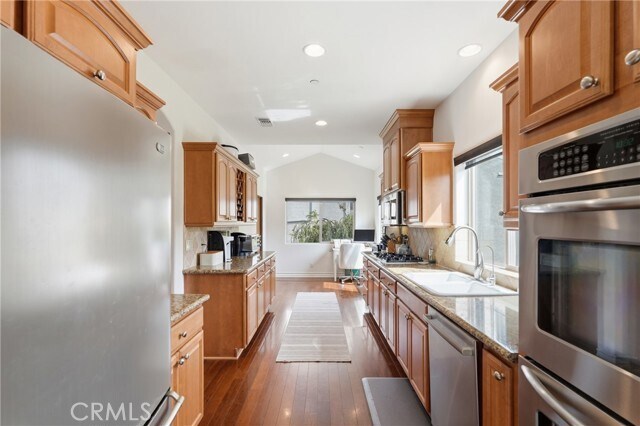 Foto del edificio - 2111 Carnegie Ln