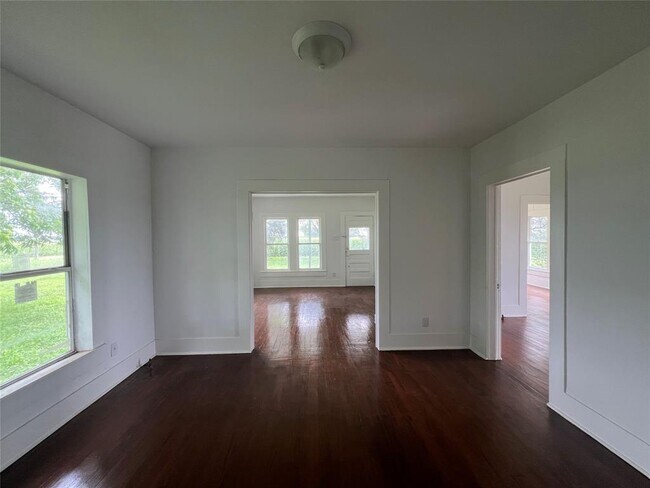 Foto del edificio - 149 Private Rd 9400