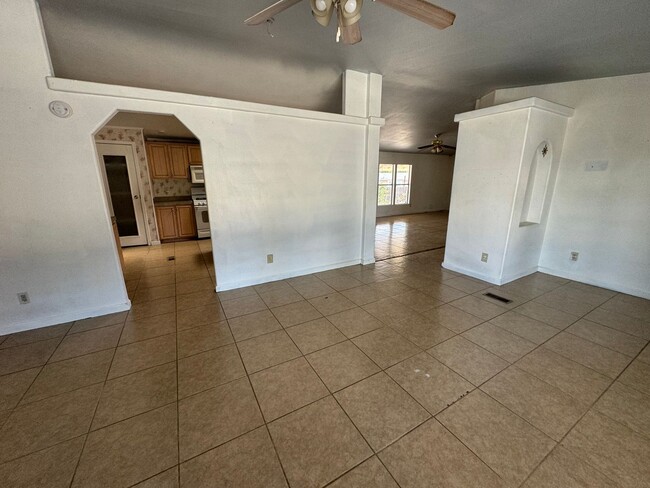 Building Photo - Beautiful mobile home ready for rent !!!!