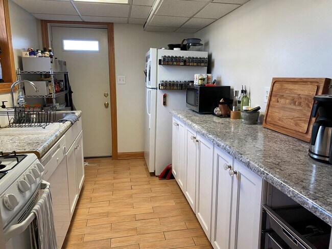 Foto del edificio - 5401 Pleasant Ave