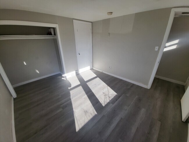 Foto del edificio - 1418 W Waldo Ave